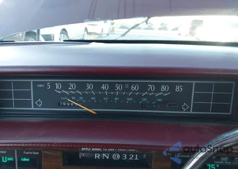 1993 Cadillac Deville z USA, uszkodzony, nr VIN 1G6CD53B2P4244394